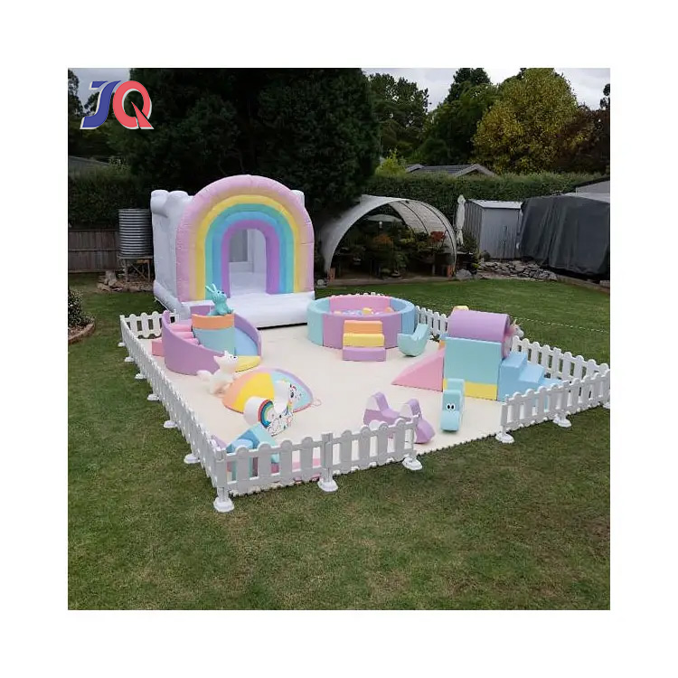 Commercial Indoor/Outdoor Soft - Kids Outdoor House recension och pris