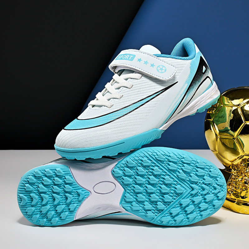 New Kid Professional Football  - Kids Outdoor Boots recension och pris